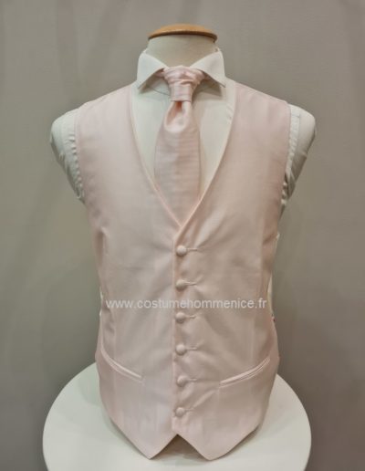 Gilet sur mesure et cravate, rose pâle, pour mariage et cérémonie - réalisable dans 300 coloris - Caralys Nice - Alpes Maritimes (06)